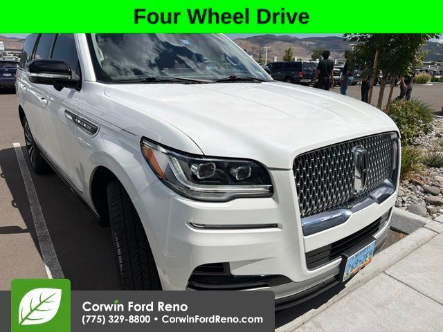 2022 LINCOLN Navigator