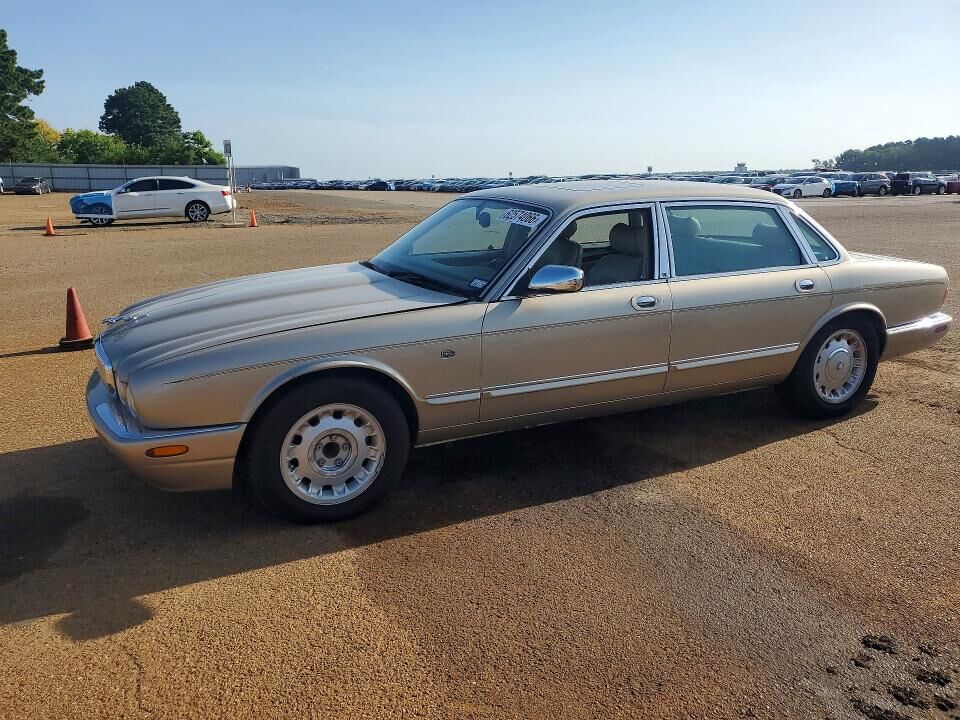 1998 JAGUAR Vanden Plas