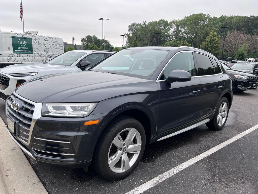 2018 AUDI Q5