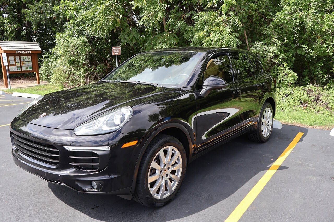 2016 PORSCHE Cayenne