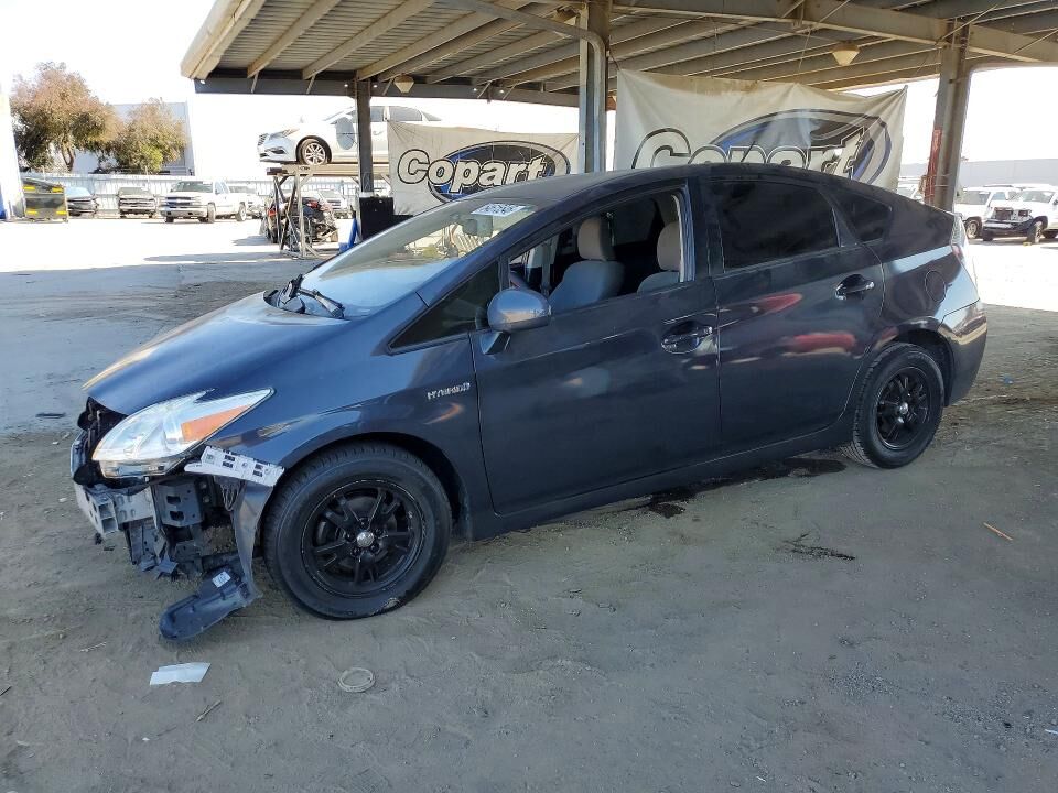 2015 TOYOTA PRIUS