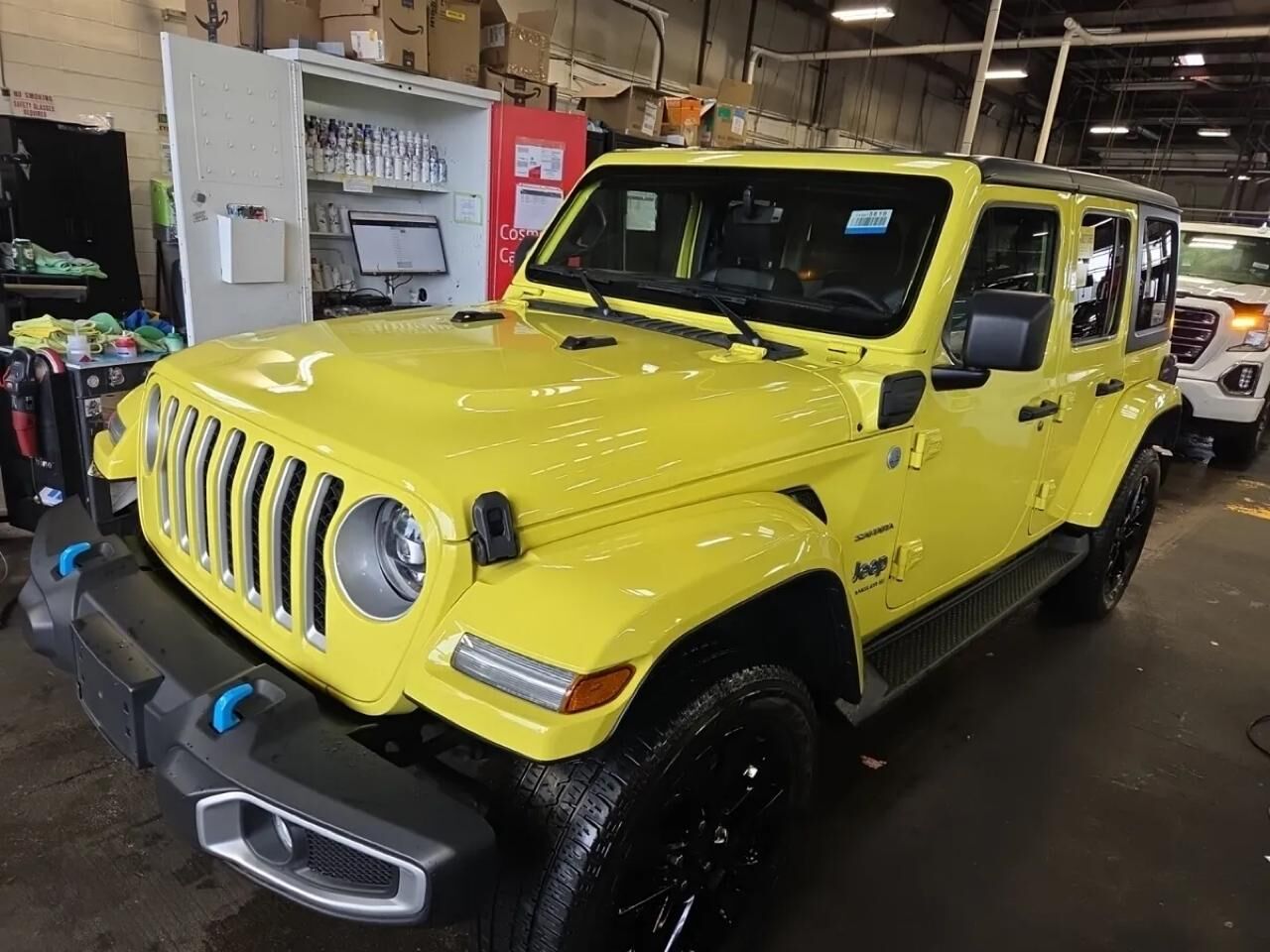 2023 JEEP Wrangler