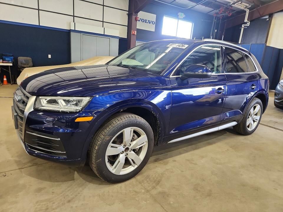 2018 AUDI Q5