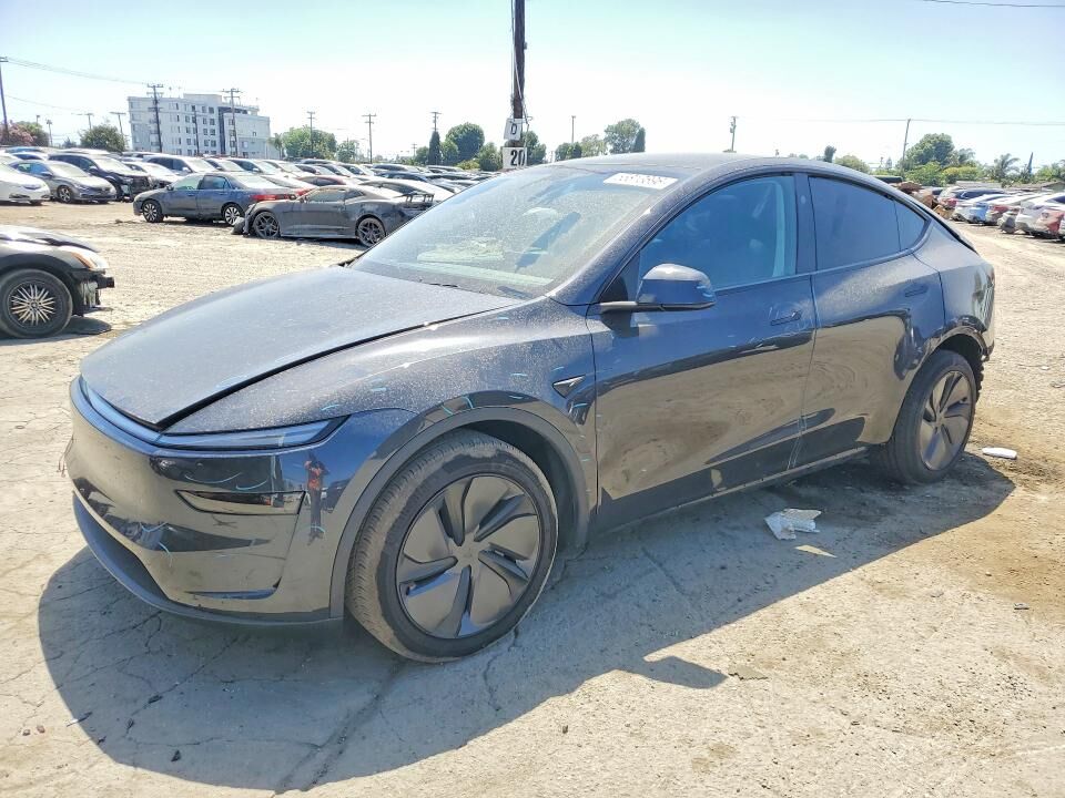 2026 TESLA Model Y