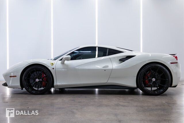 2017 FERRARI 488 GTB