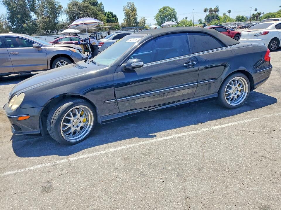2005 MERCEDES-BENZ CLK-Class