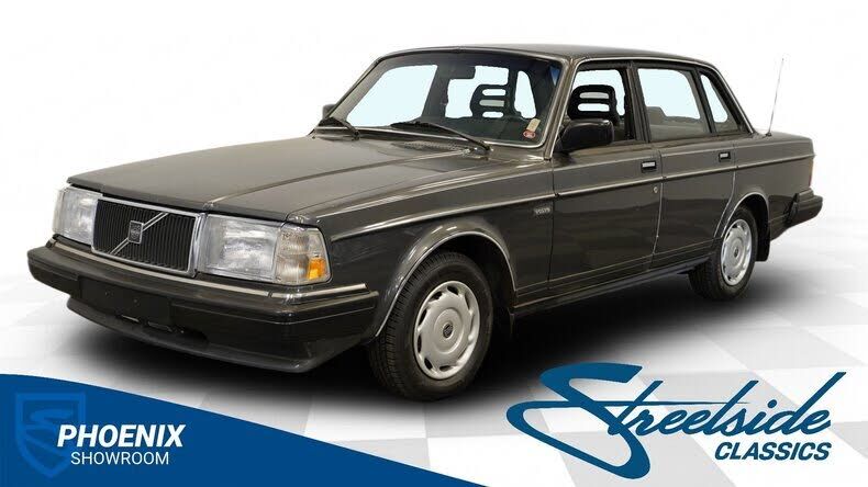 1988 VOLVO 240 Series