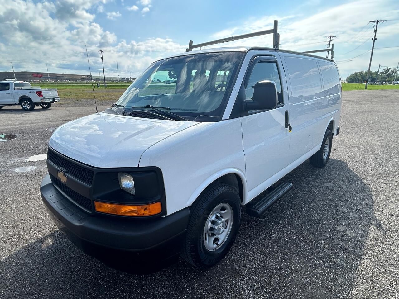 2017 CHEVROLET Express