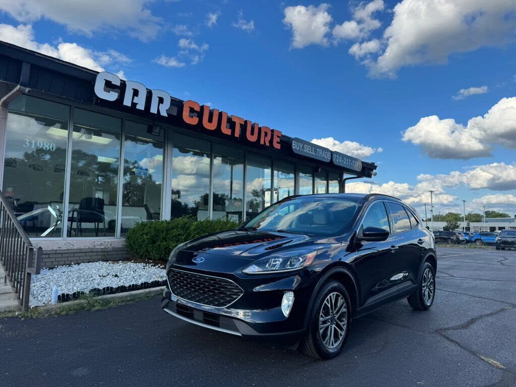 2021 FORD Escape