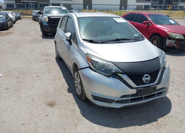 2017 NISSAN Versa