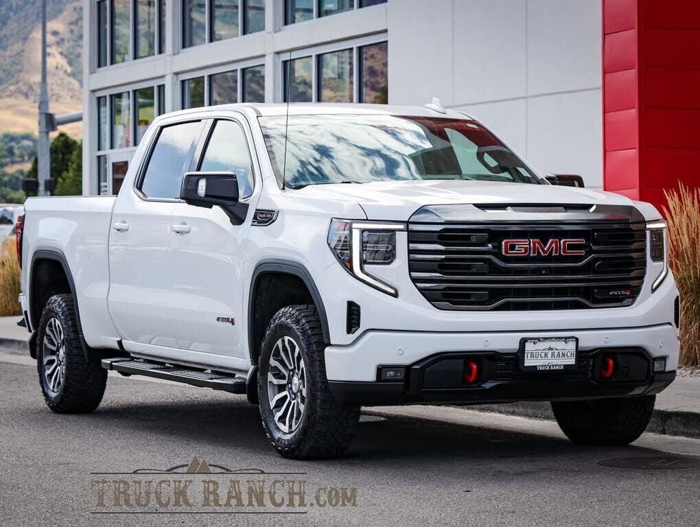 2023 GMC Sierra