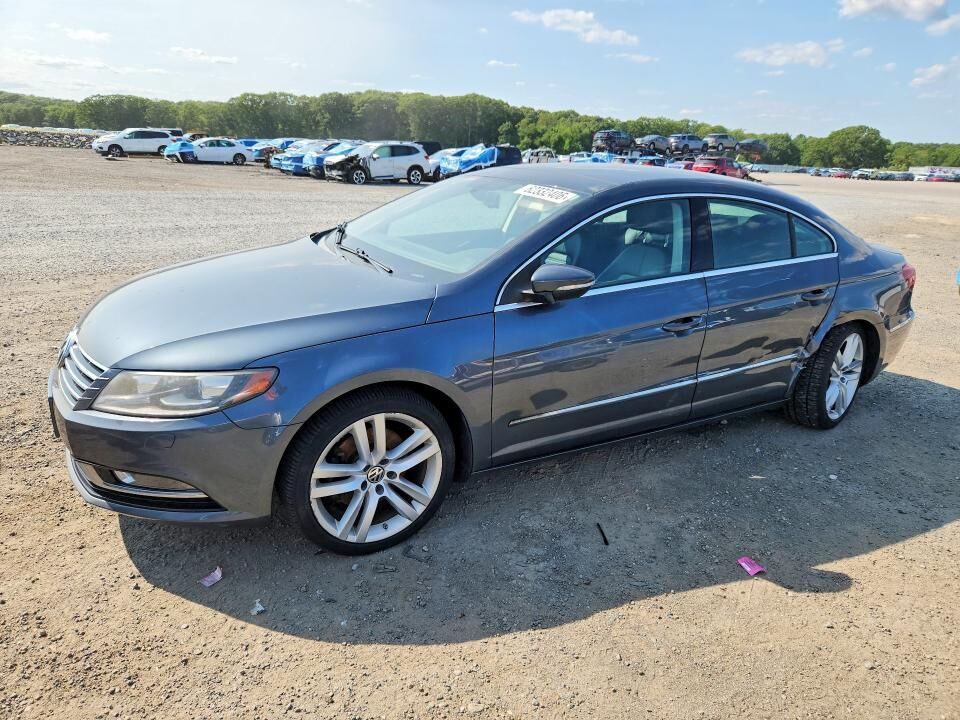 2013 VOLKSWAGEN Passat