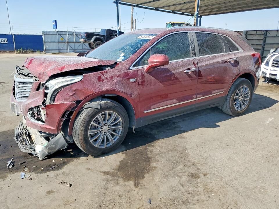 2017 CADILLAC XT5