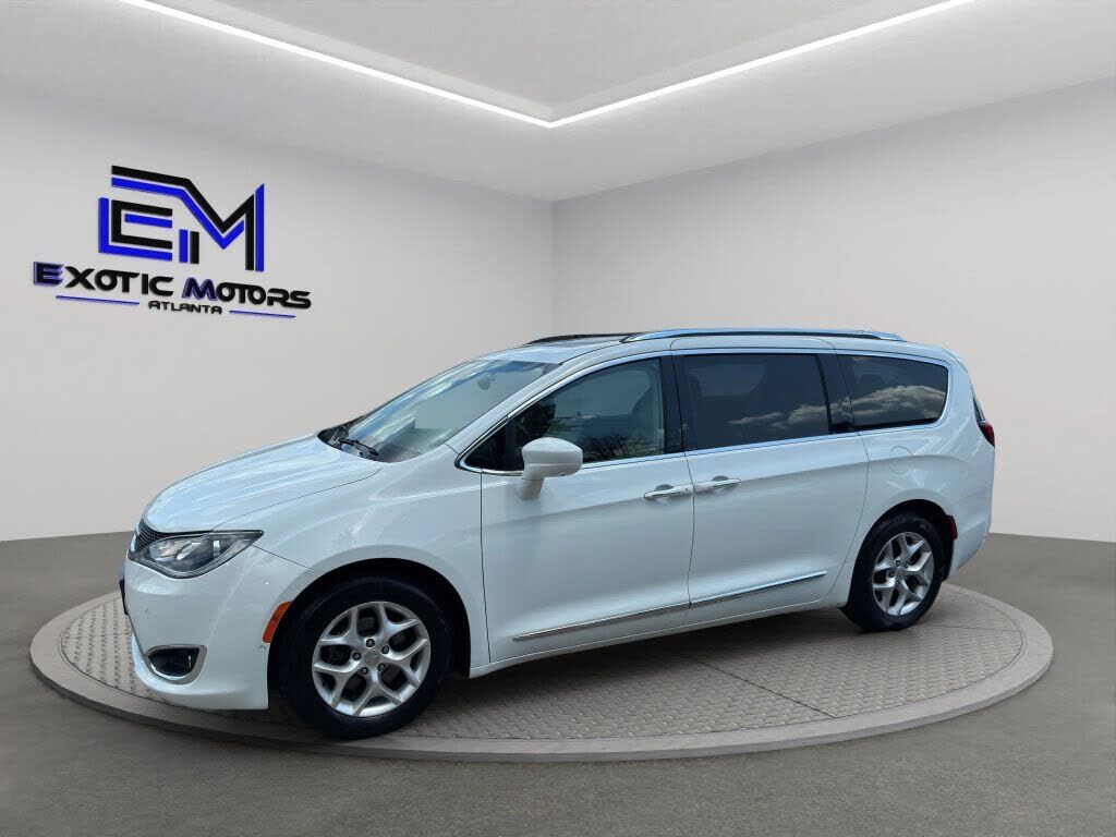 2018 CHRYSLER Pacifica