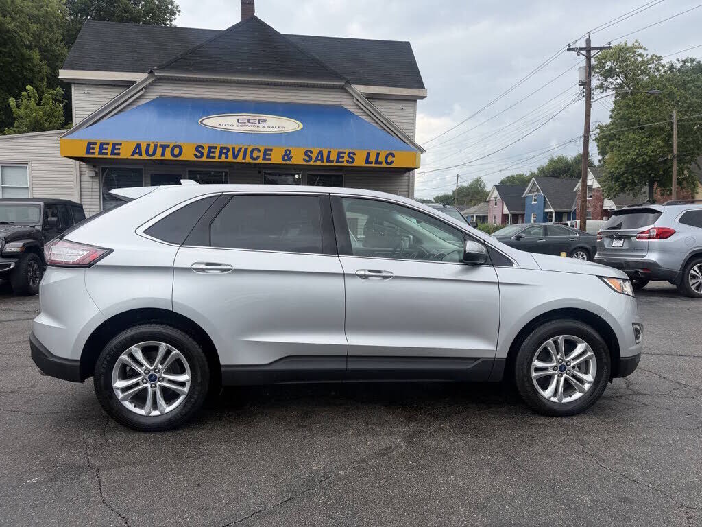 2017 FORD Edge