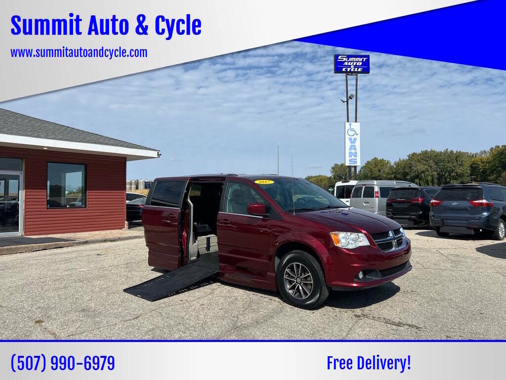 2017 DODGE Grand Caravan