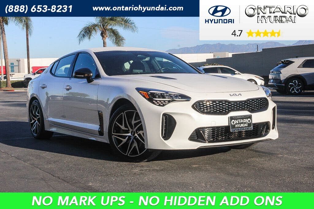 2023 KIA Stinger