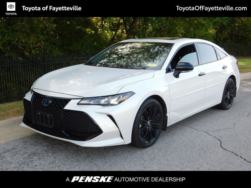 2022 TOYOTA Avalon