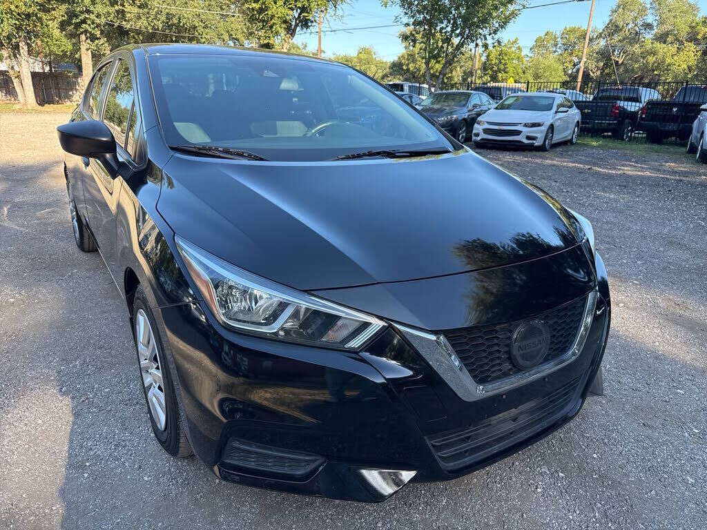 2020 NISSAN Versa