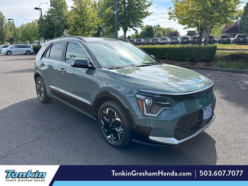 2023 KIA Niro