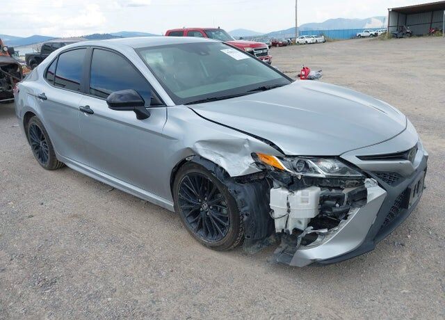 2020 TOYOTA Camry