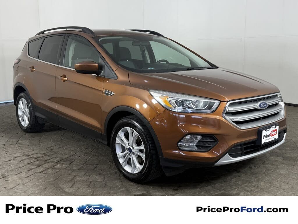 2017 FORD Escape