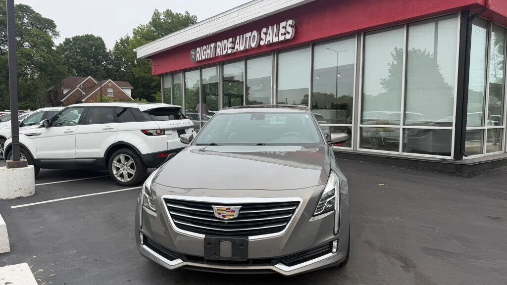 2017 CADILLAC CT6