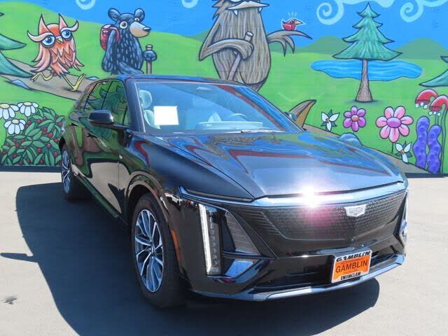 2024 CADILLAC Lyriq