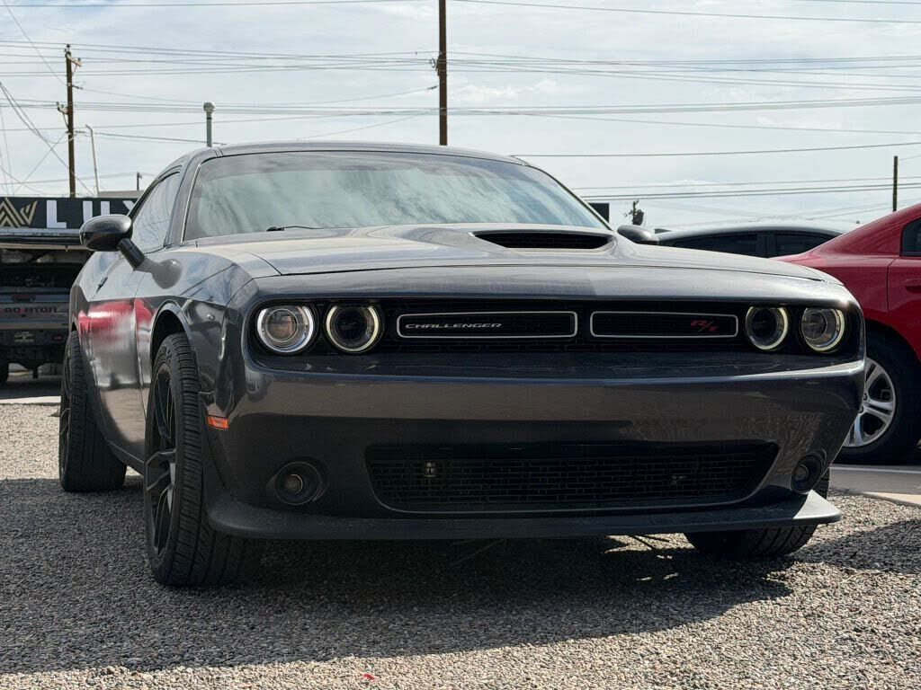 2019 DODGE Challenger