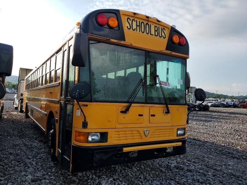 2015 IC BUS PB305