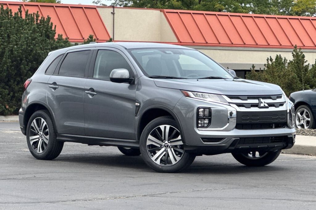 2027 MITSUBISHI Outlander Sport