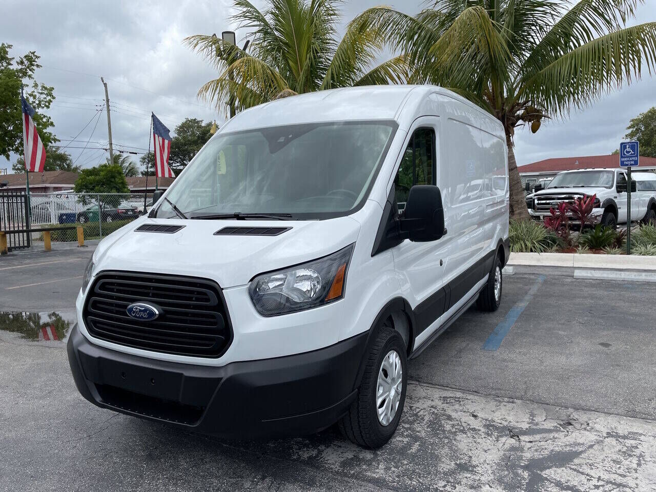 2019 FORD Transit