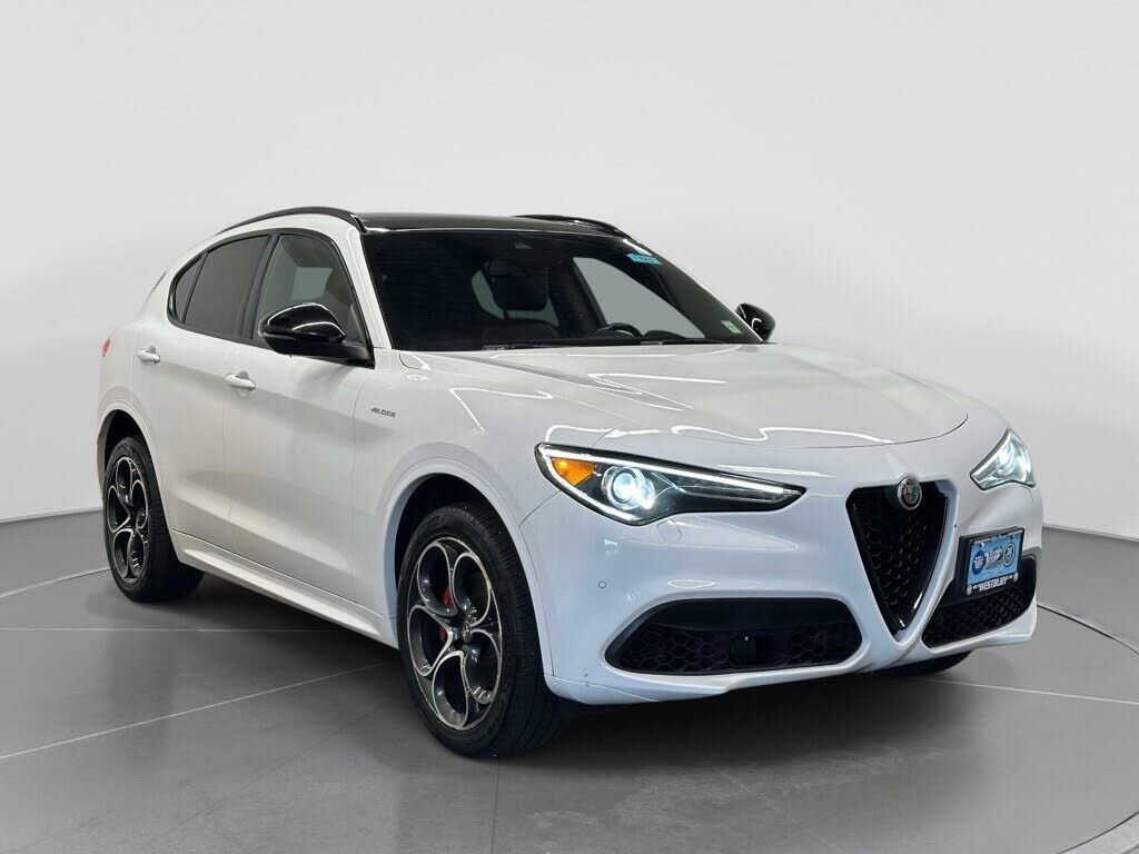 2022 ALFA ROMEO Stelvio