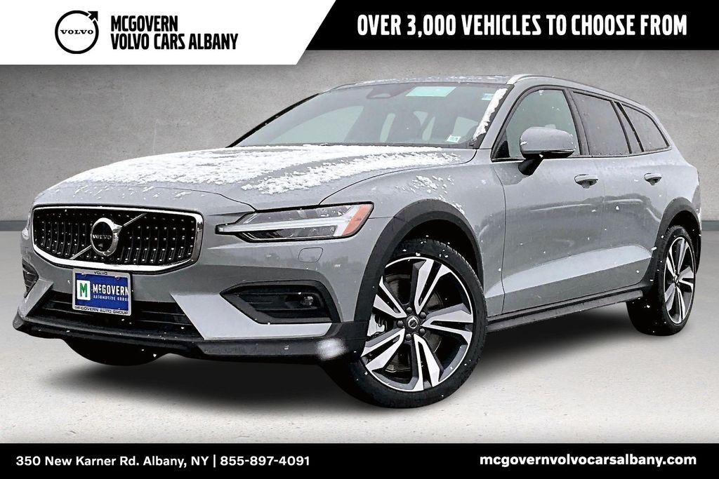 2026 VOLVO V60CC