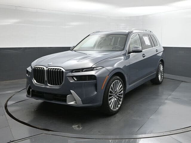 2025 BMW X7