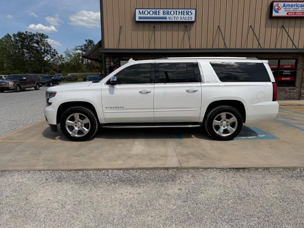 2016 CHEVROLET Suburban