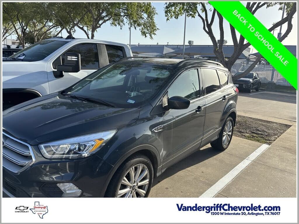 2019 FORD Escape