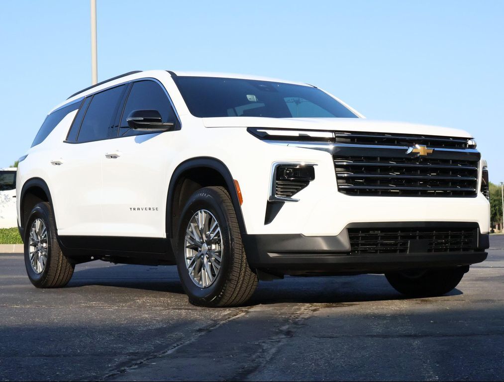 2026 CHEVROLET Traverse
