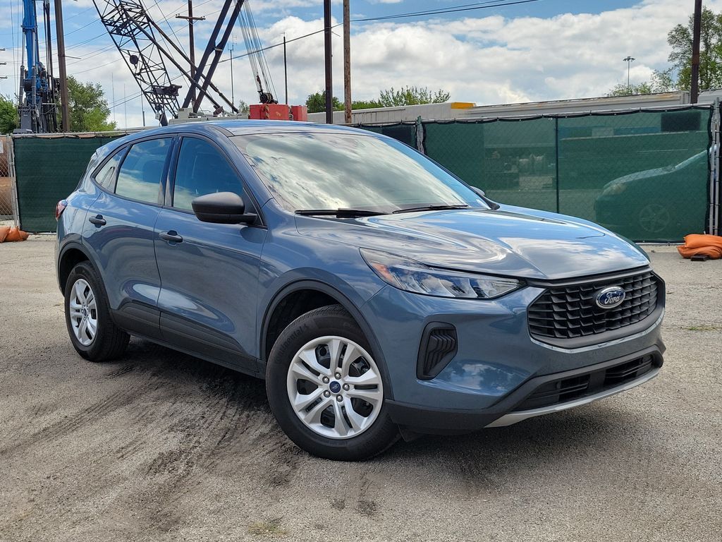 2023 FORD Escape