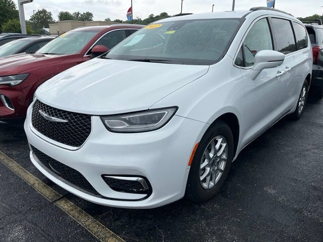 2022 CHRYSLER Pacifica