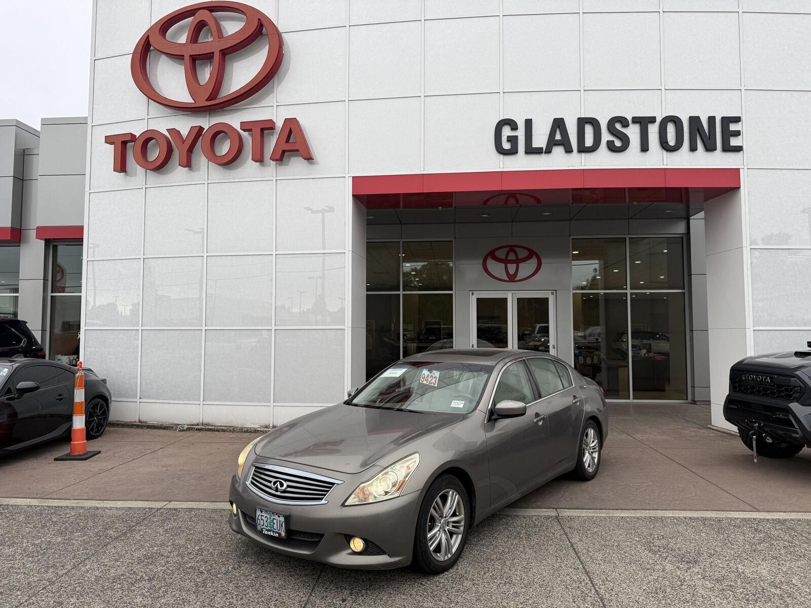 2010 INFINITI G37
