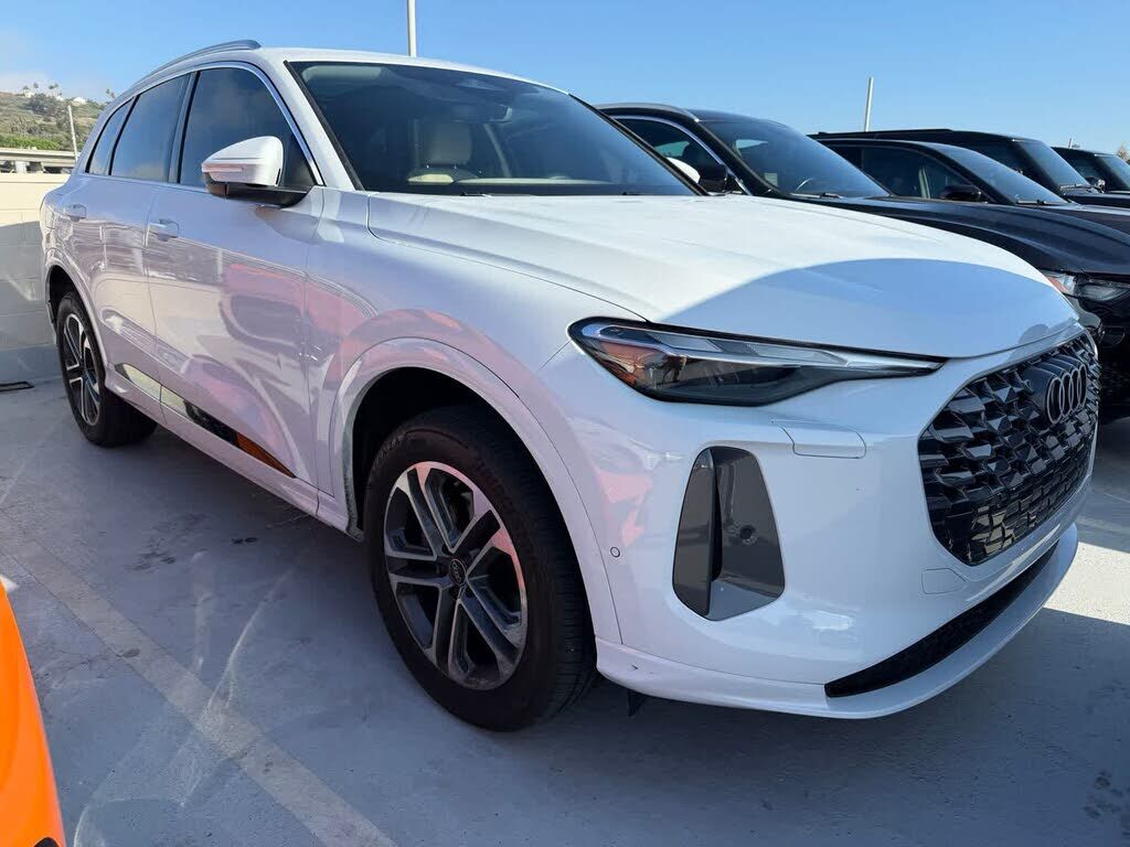 2025 AUDI Q5