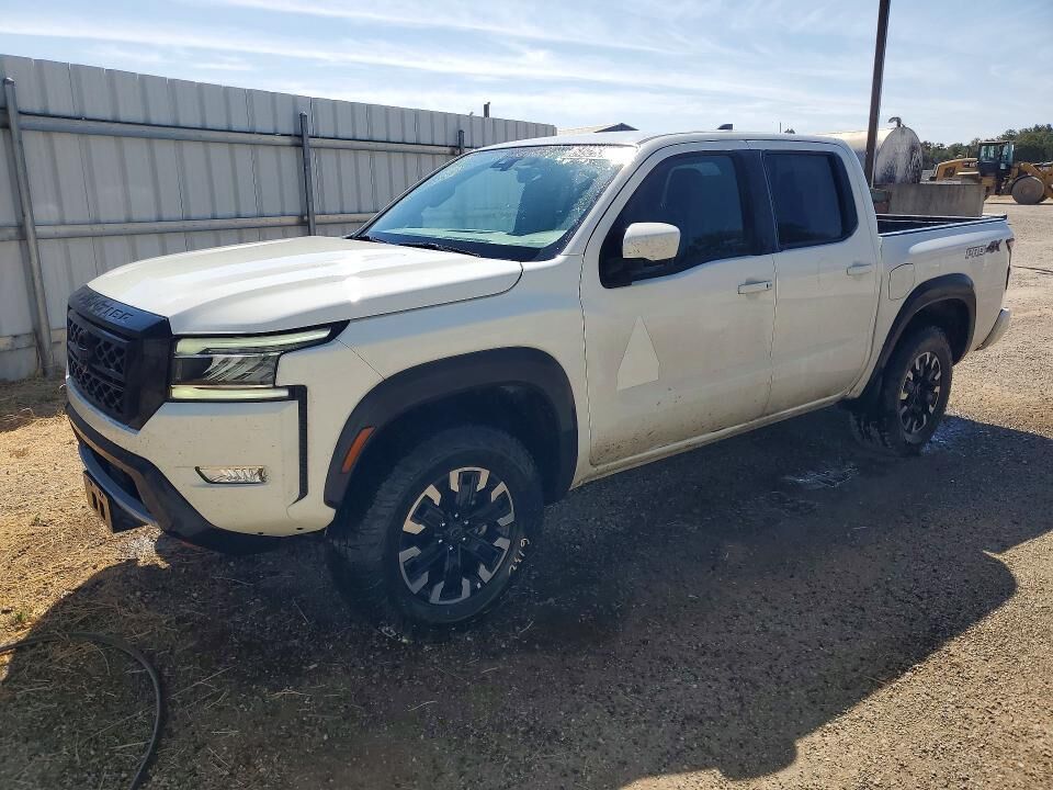 2024 NISSAN Frontier