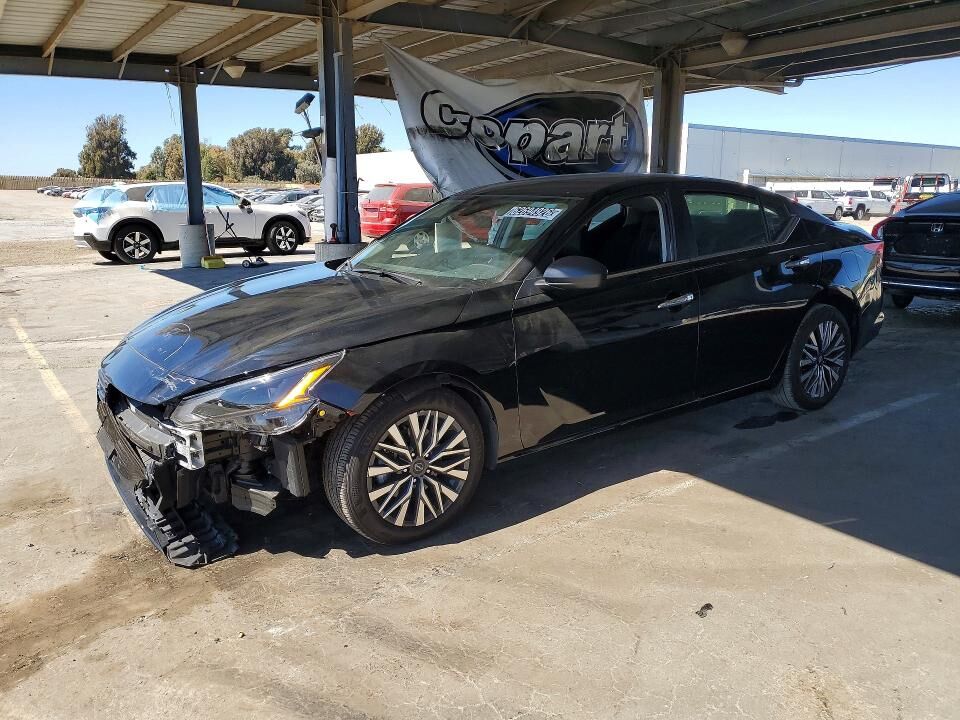 2025 NISSAN Altima