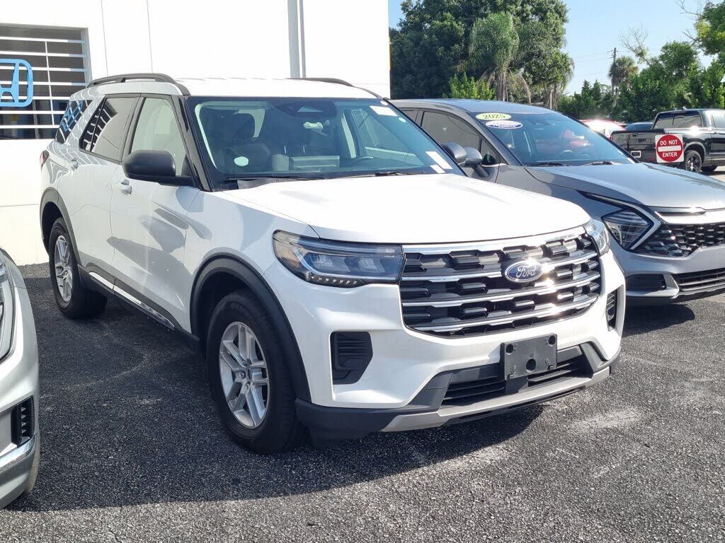 2025 FORD Explorer