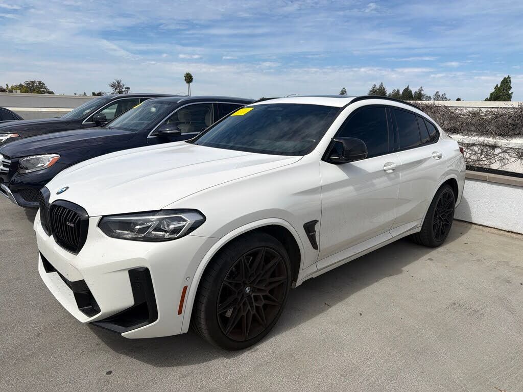 2022 BMW X4