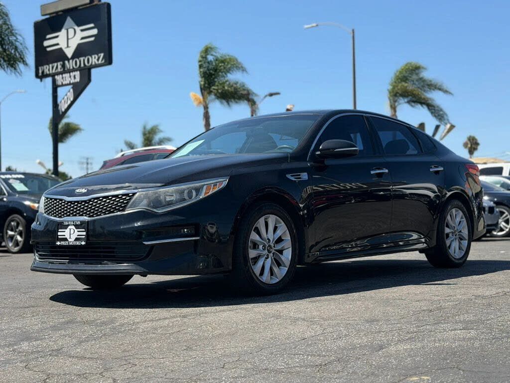 2018 KIA Optima