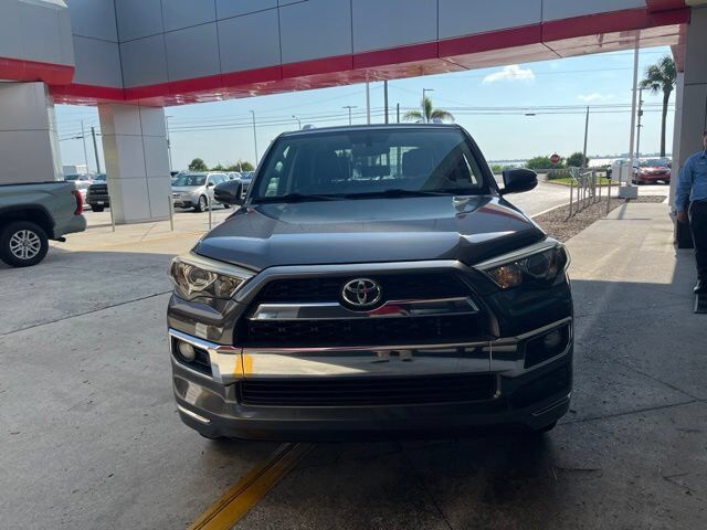 2017 TOYOTA 4-Runner