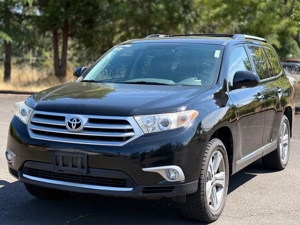 2011 TOYOTA Highlander