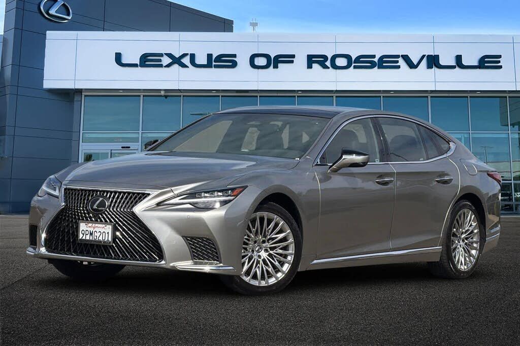 2024 LEXUS LS